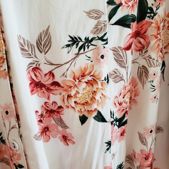 Torrid floral dress - Picture 4 of 4